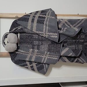 Gray Plaid Women's Poncho